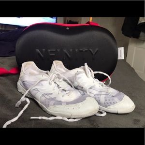 NFINITY VENGEANCE CHEER SHOE